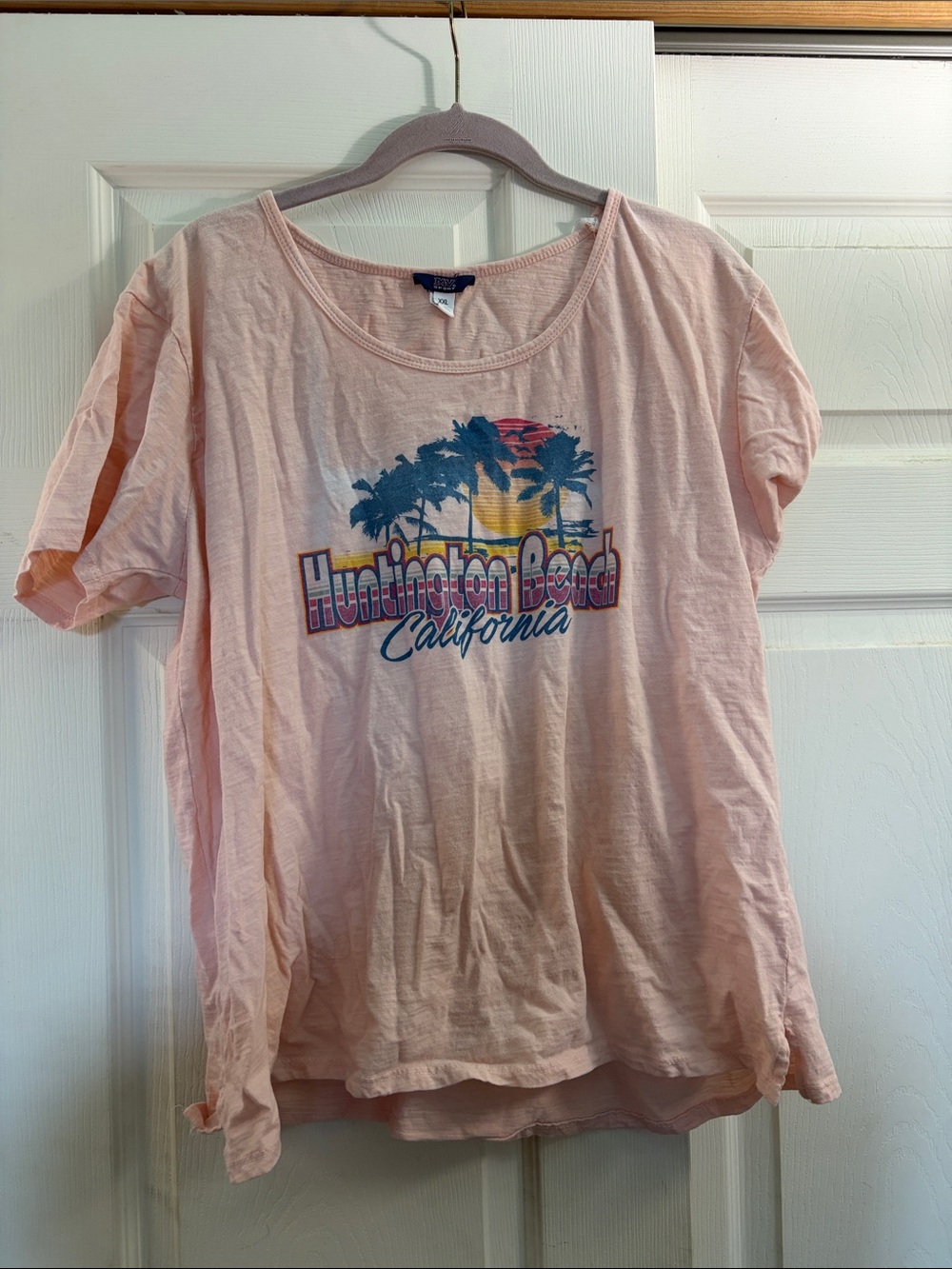 Women’s XXL Huntington Beach California T-Shirt Pink